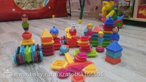 Ой,девы,я такая счастливаяяя))игрушечки,развивашечки))ну и немного о нас(1год5мес.)