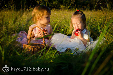 Элиночке 9 мес)))(для подруг - пост закрыть забыла)