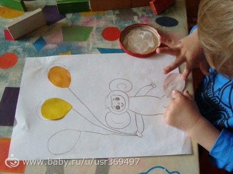 Рисовалки, лепилки-повторялки и т.д. (1 год 11 мес)