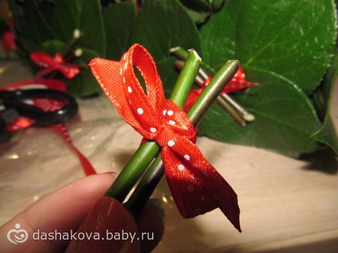 Сердце с клубникой и розами своими руками. 54216809.257058711. Сердце с клубникой и розами своими руками фото. Сердце с клубникой и розами своими руками-54216809.257058711. картинка Сердце с клубникой и розами своими руками. картинка 54216809.257058711. Для создания сердца из роз и клубники нам понадобятся: