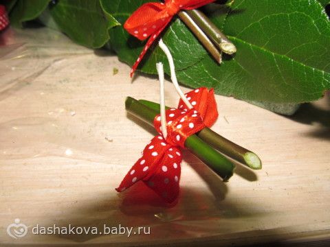 Сердце с клубникой и розами своими руками. 54216809.257058828. Сердце с клубникой и розами своими руками фото. Сердце с клубникой и розами своими руками-54216809.257058828. картинка Сердце с клубникой и розами своими руками. картинка 54216809.257058828. Для создания сердца из роз и клубники нам понадобятся: