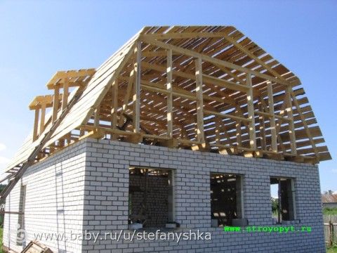 Есть у кого жилая крыша-мансарда?