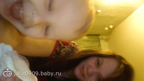 Нашим куколкам месяц!!!))