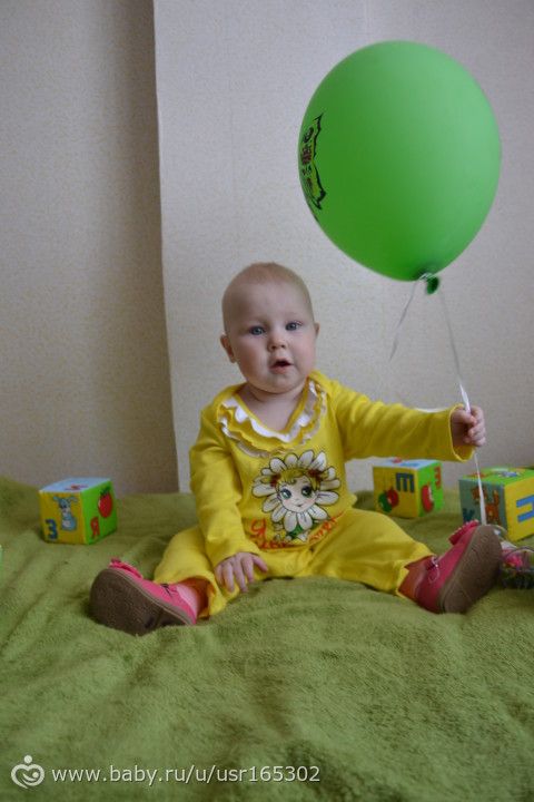 Алисе 8 месяцев